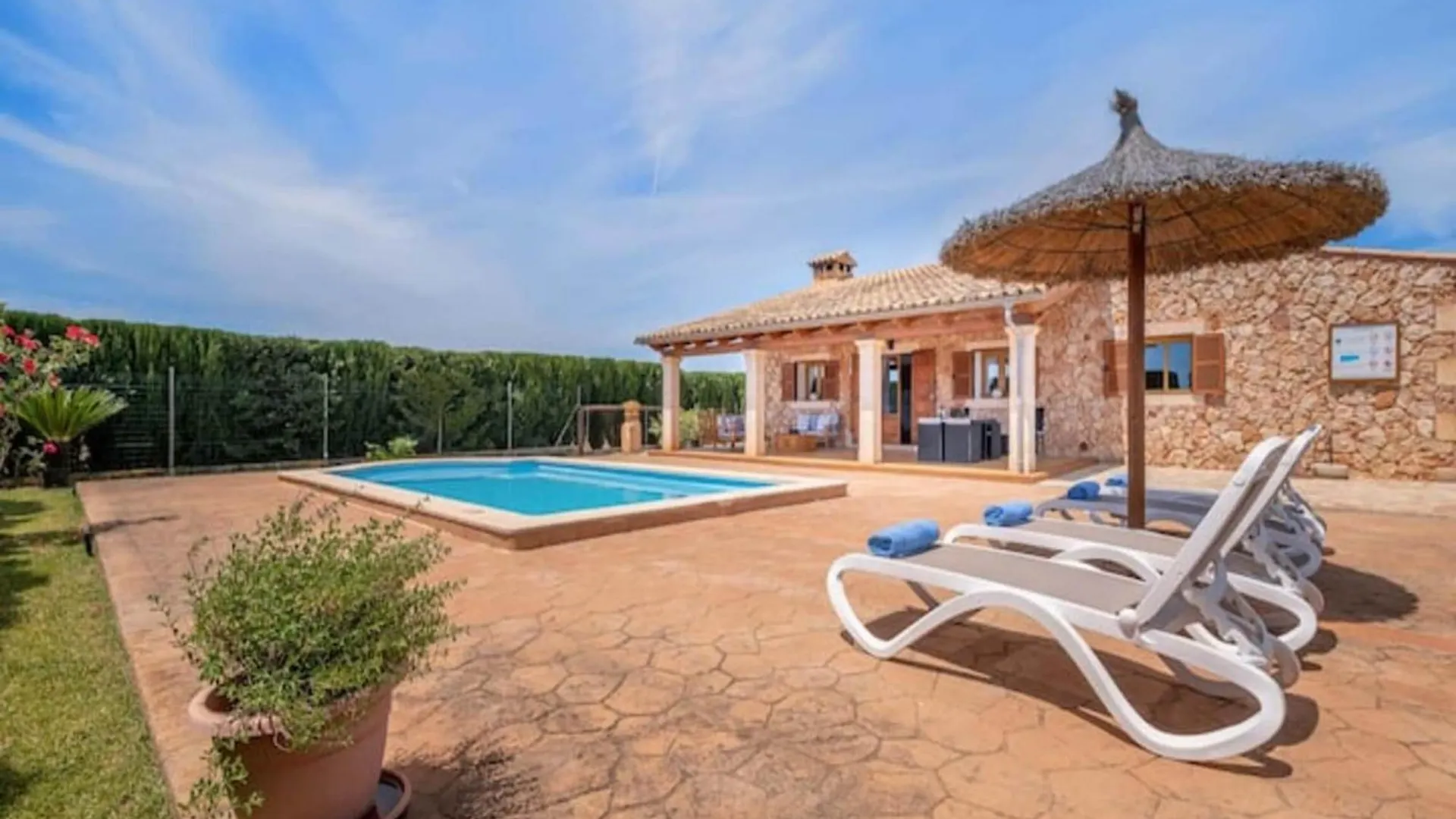 Nice Villa With Private Pool Alaro 0*,